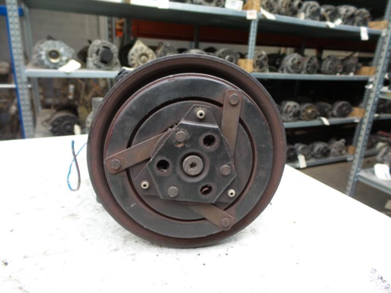 Compresseur clim NISSAN ALMERA TINO PHASE 1 Essence - 1