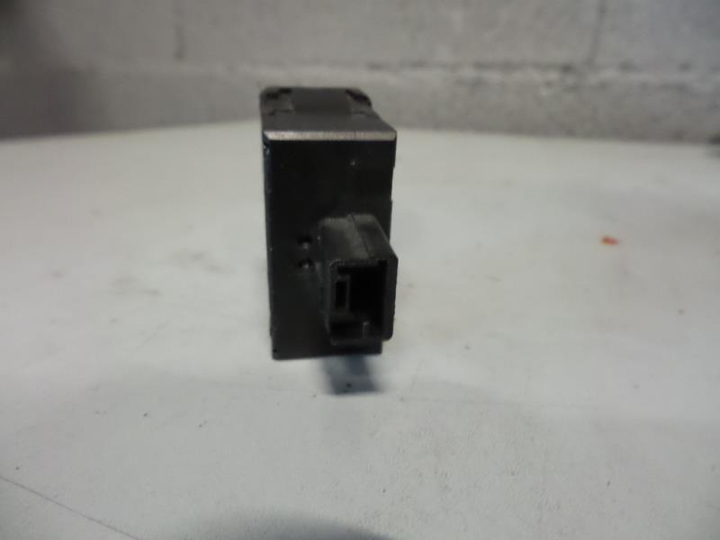 Commande de reglage hauteur de phare PEUGEOT 208 1 PHASE 1 Diesel - 1