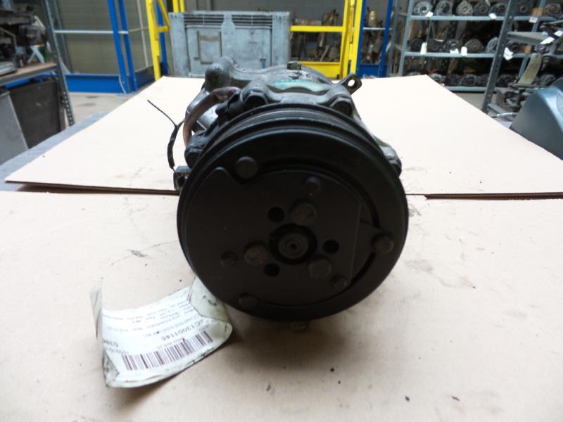 Compresseur clim VOLKSWAGEN POLO 3 Essence - 1