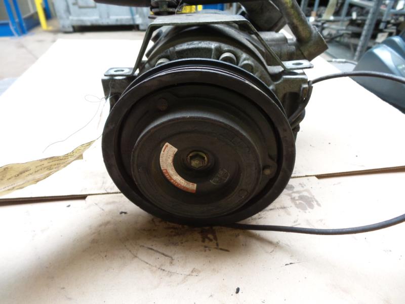 Compresseur clim VOLKSWAGEN PASSAT 4 PHASE 1 Essence - 1
