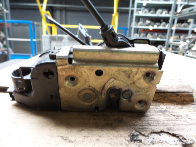 Serrure avant droit RENAULT MEGANE 2 PHASE 1 Diesel - 1