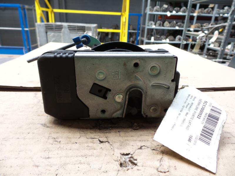 Serrure avant droit RENAULT TRAFIC 2 PHASE 1 Diesel - 1