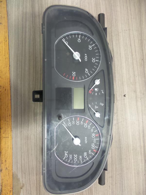 Compteur RENAULT LAGUNA 2 PHASE 1 Diesel - 1
