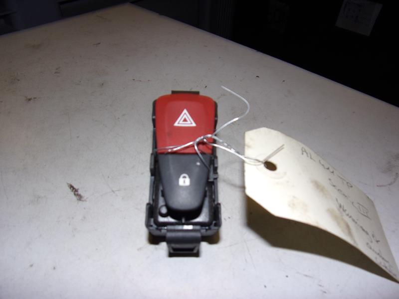Bouton de warning RENAULT GRAND SCENIC 3 PHASE 1 Diesel - 1