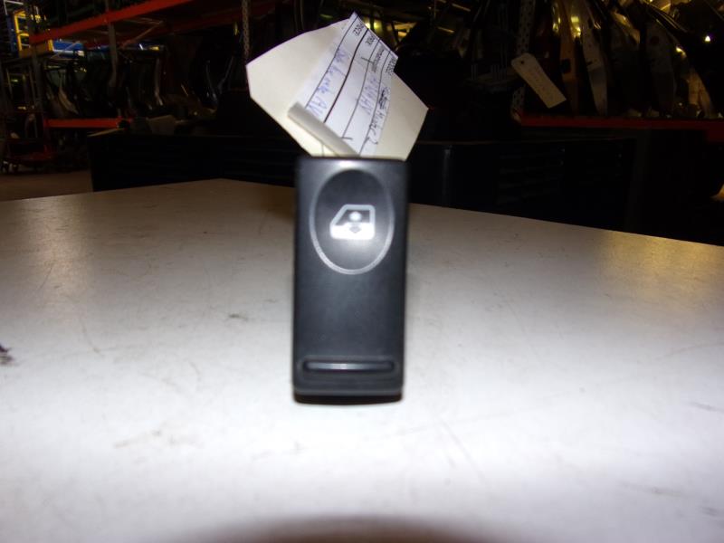 Interrupteur de leve vitre RENAULT MASTER 2 PHASE 1 Diesel - 1