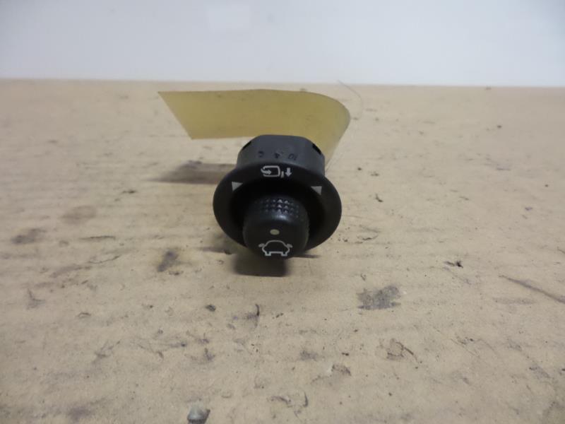 Commande retroviseurs FORD FIESTA 6 PHASE 1 Diesel - 1
