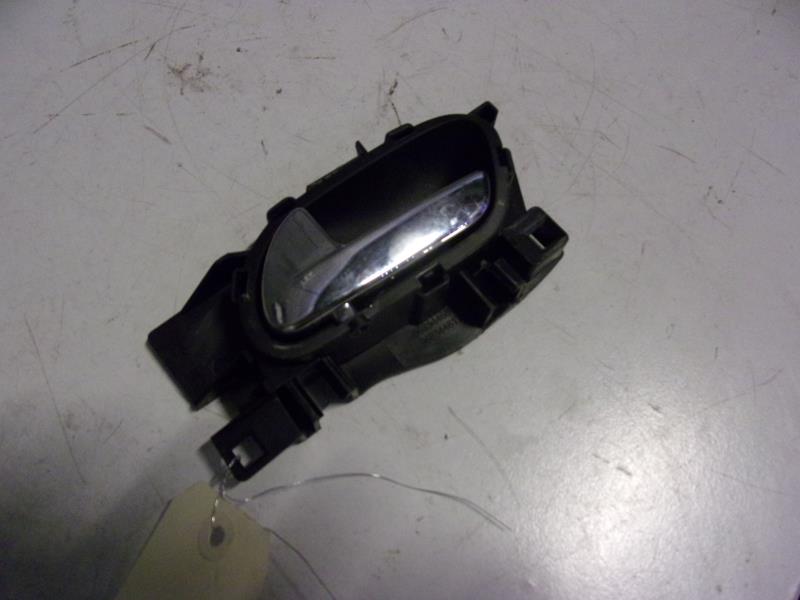 Poignee interieur avant gauche CITROEN C3 2 PHASE 1 Essence - 1