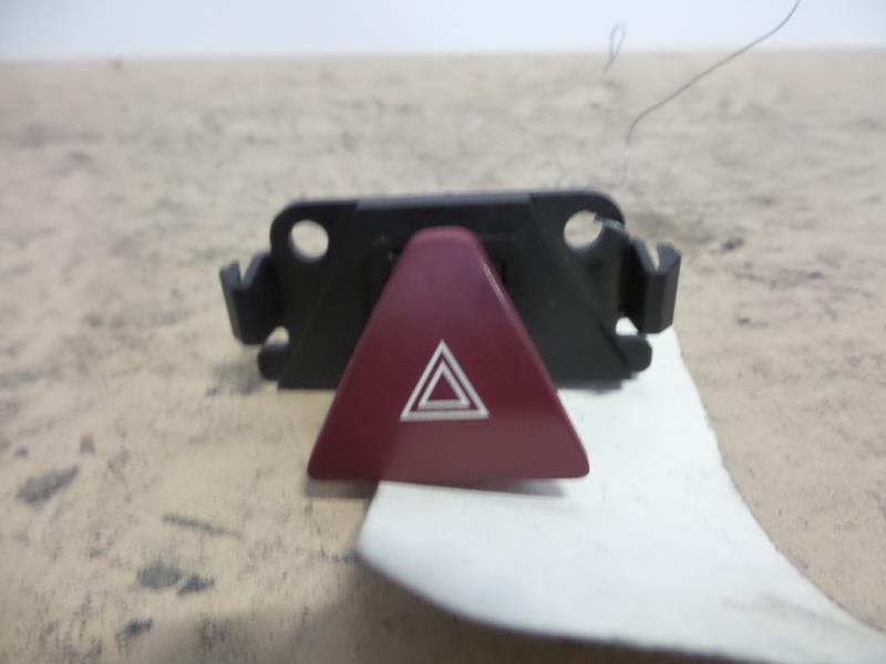 Bouton de warning PEUGEOT 307 PHASE 1 Diesel - 1
