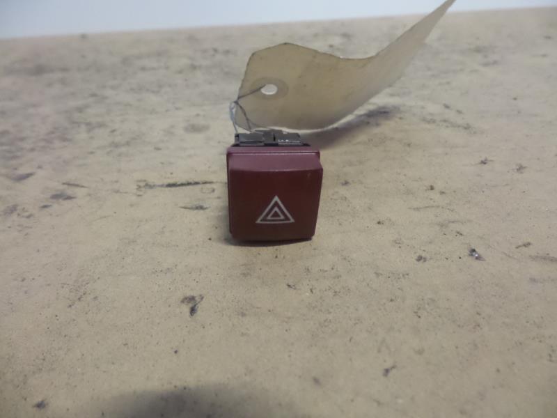 Bouton de warning PEUGEOT 206+ Essence - 1