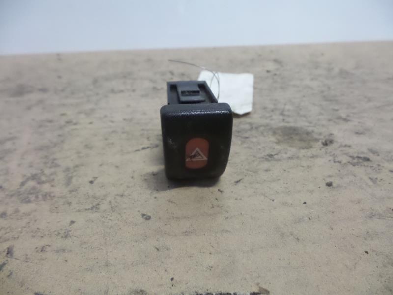 Bouton de warning OPEL CORSA B PHASE 2 Essence - 1