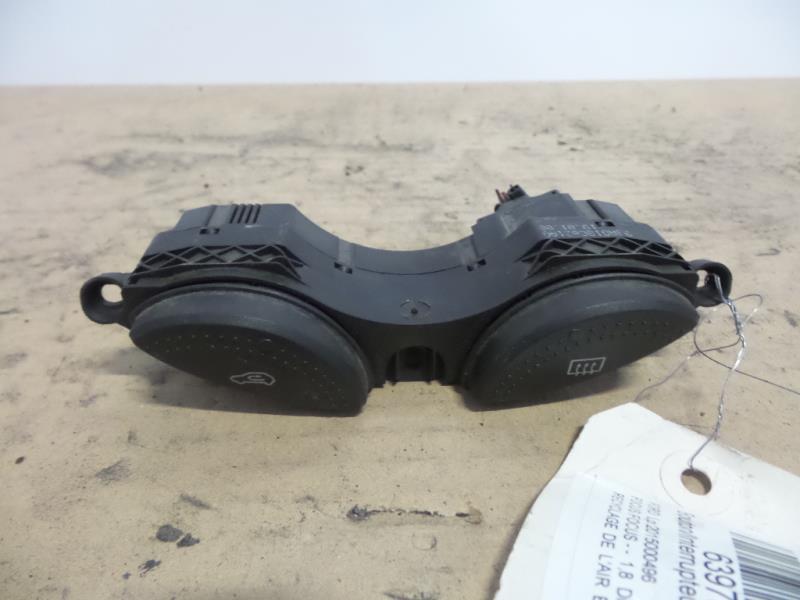 Commande degivrage lunette arriere FORD FOCUS 1 Diesel - 1