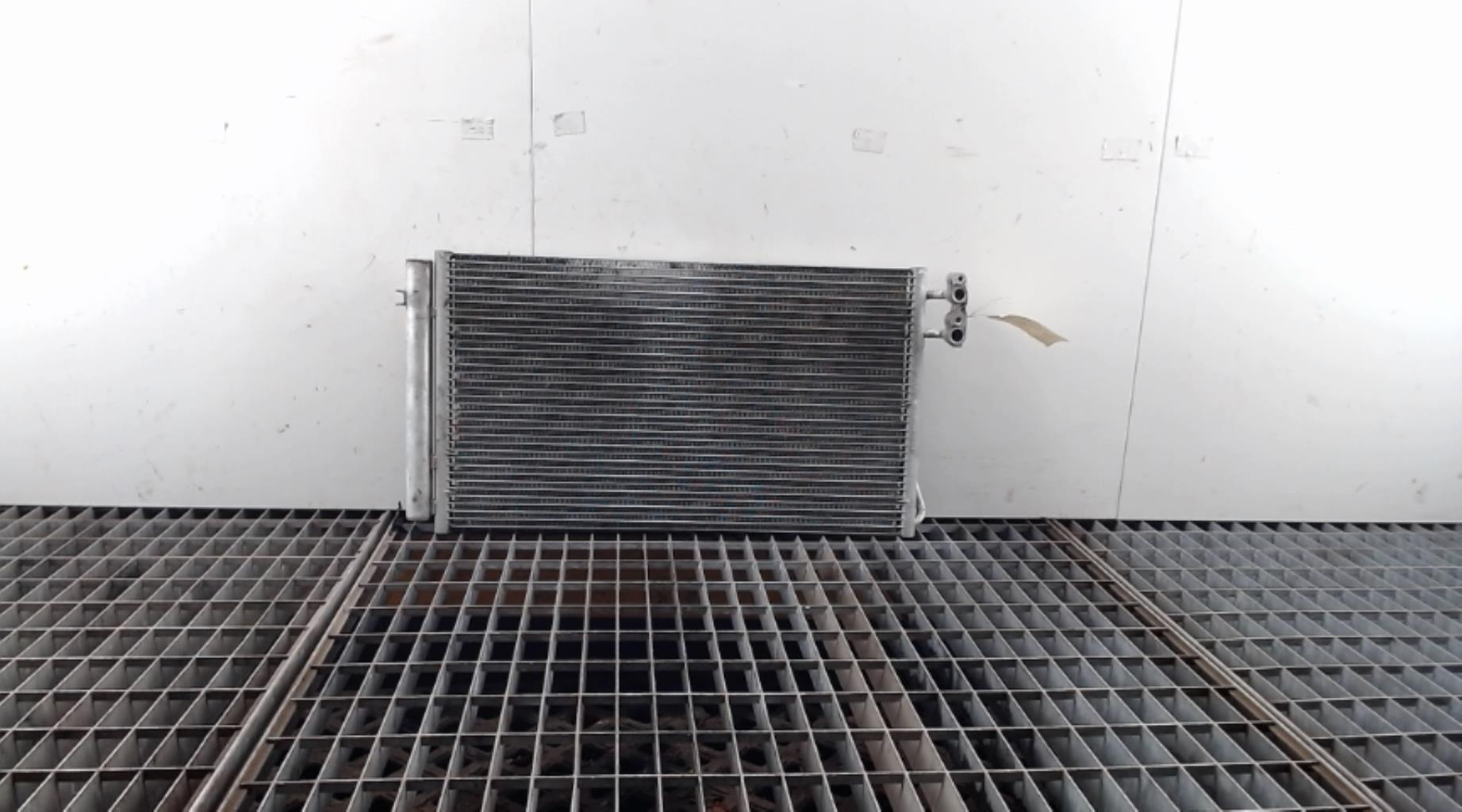 Radiateur clim BMW X1 E84 PHASE 1 Diesel - 1