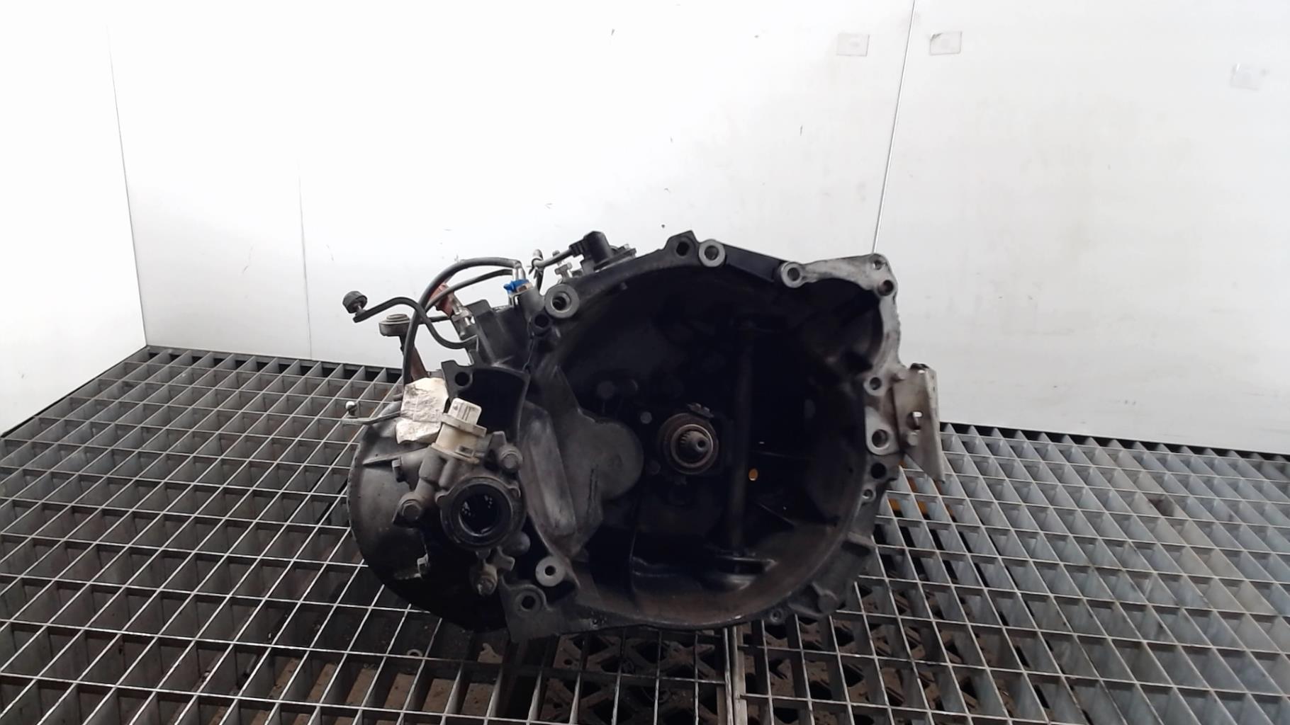 Boite de vitesses PEUGEOT 306 PHASE 2 Essence - 1