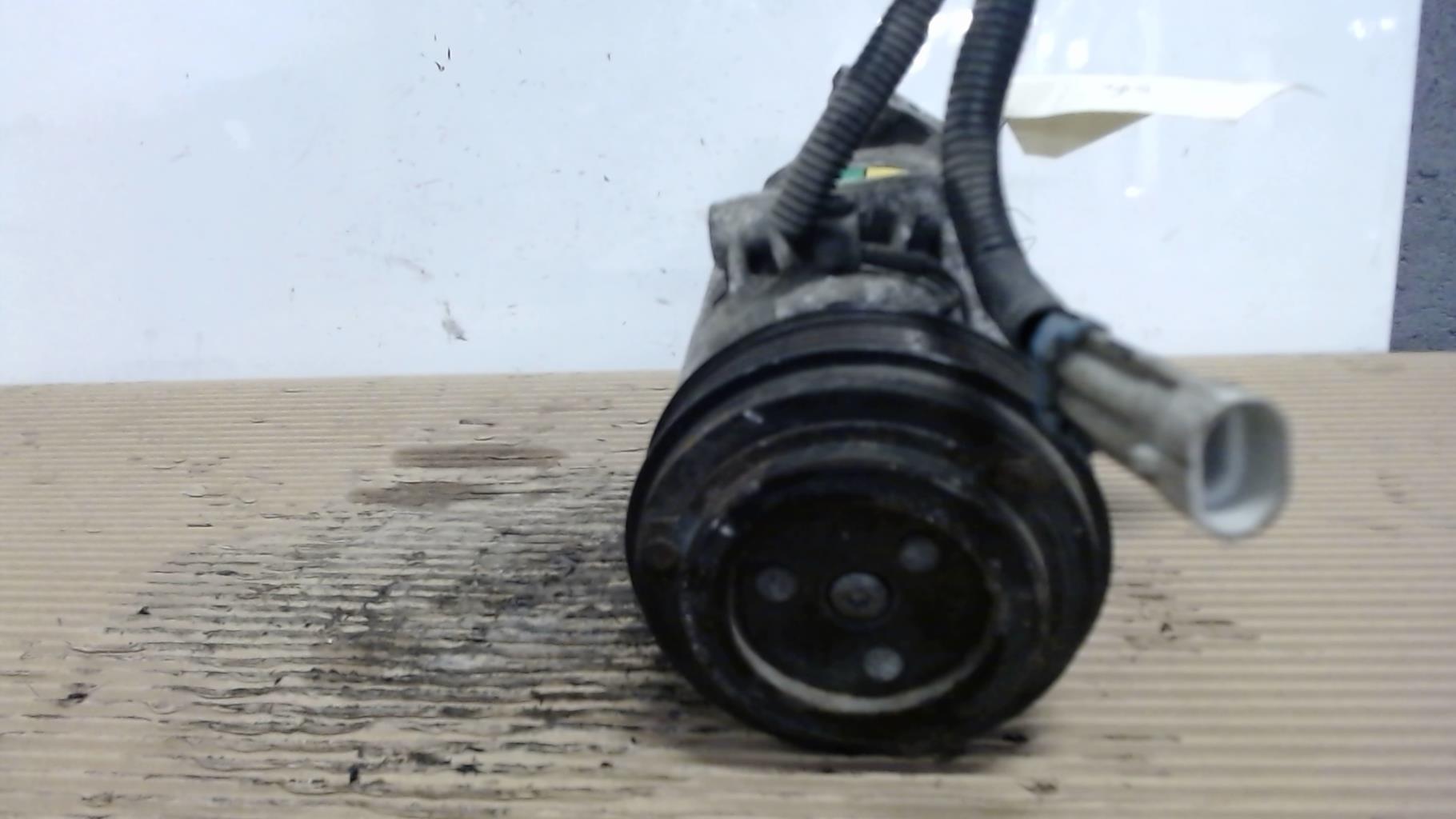 Compresseur clim OPEL AGILA A Essence - 1