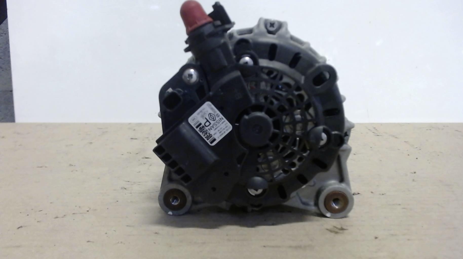 Alternateur RENAULT MEGANE 4 PHASE 1 Essence - 1