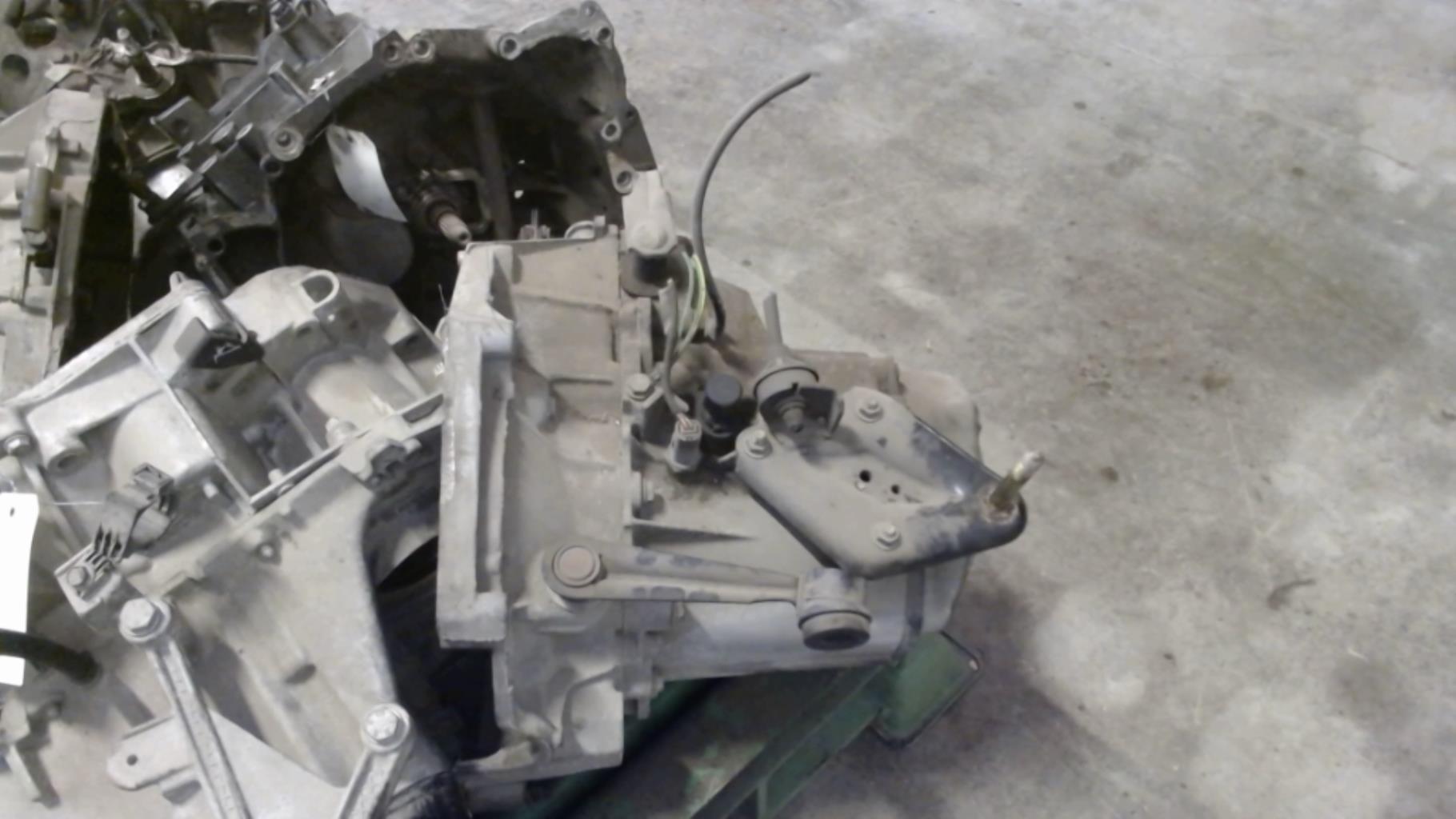 Boite de vitesses PEUGEOT 106 PHASE 2 Essence - 1