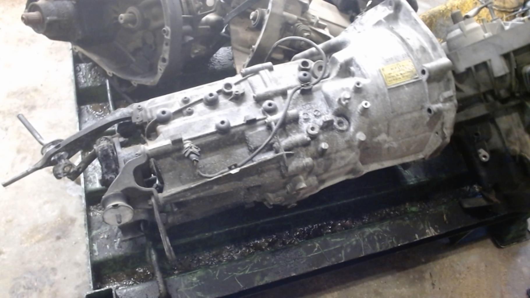 Boite de vitesses BMW SERIE 1 E87 PHASE 1 Essence - 1