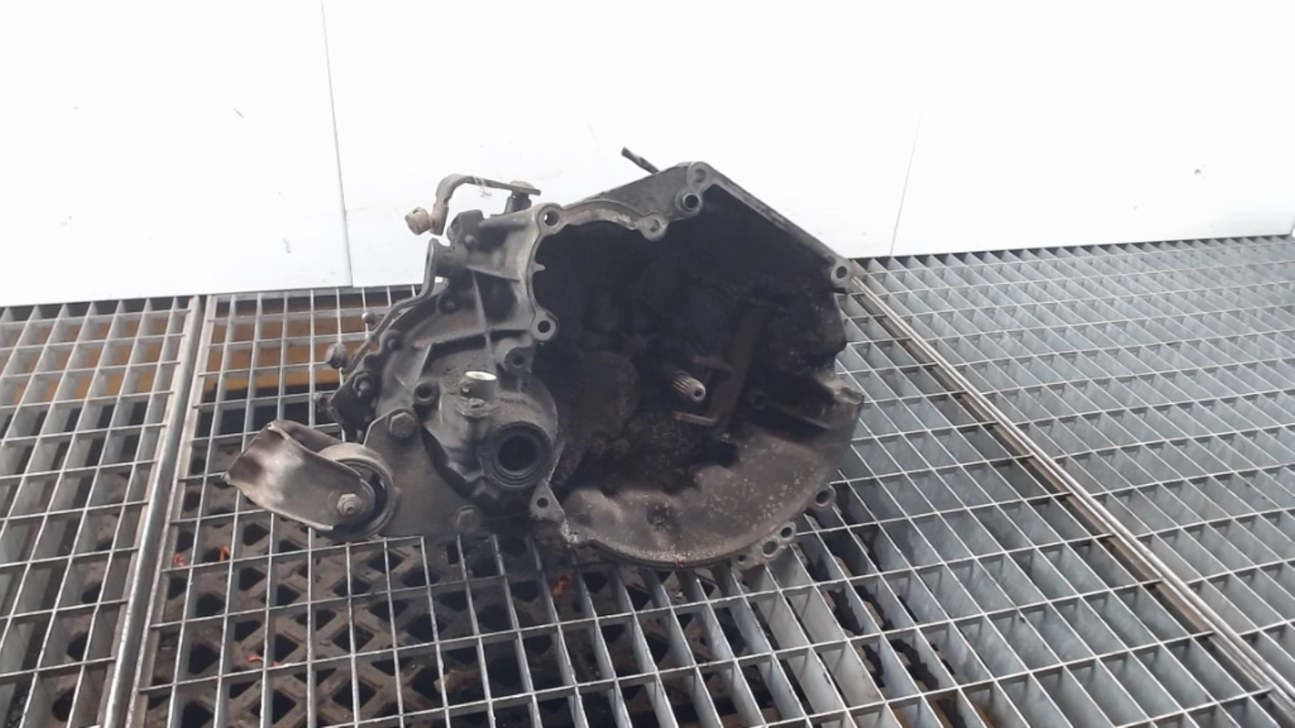 Boite de vitesses PEUGEOT 106 PHASE 1 Essence - 1