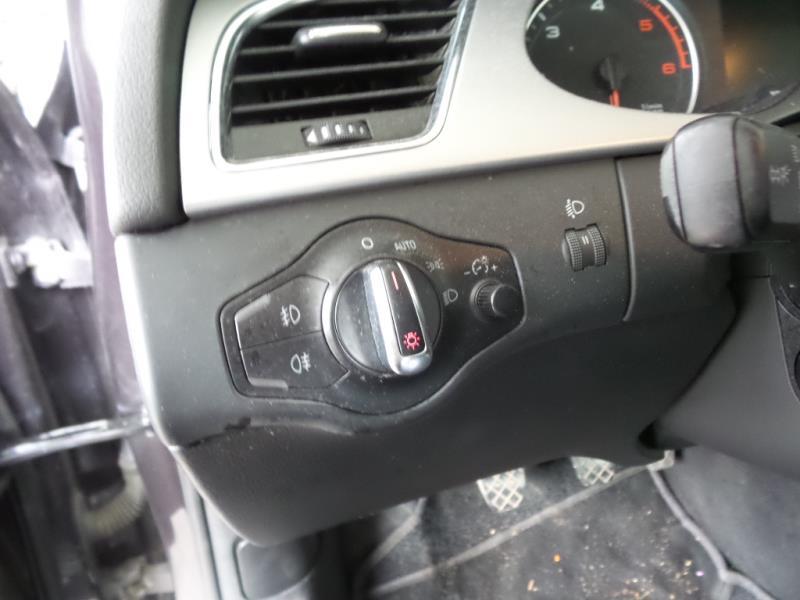 Commande de phare AUDI A4 3 PHASE 1 Diesel - 1