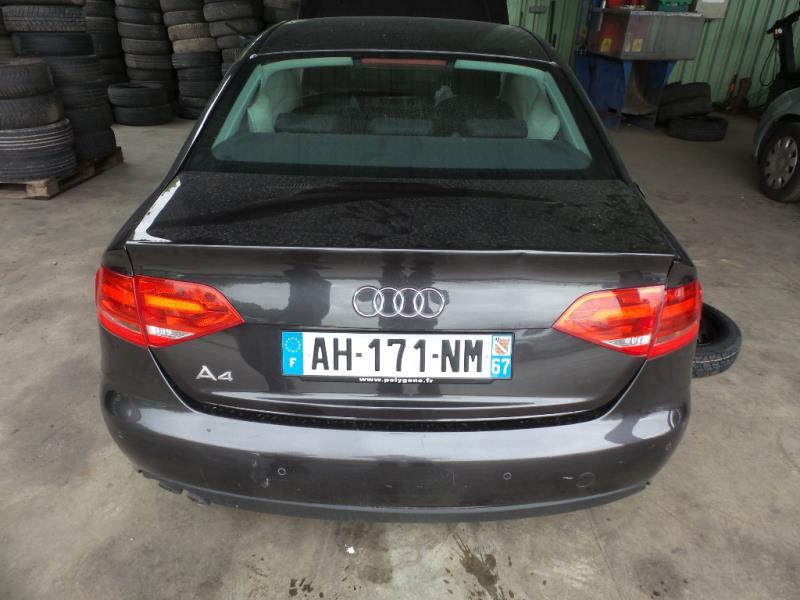 Feu arriere secondaire gauche (feux) AUDI A4 3 PHASE 1 Diesel - 1
