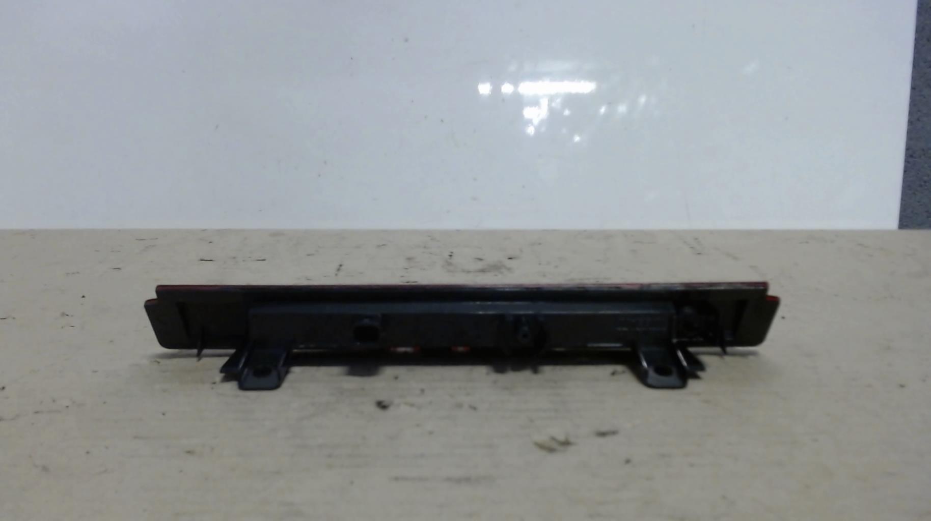 Feu arriere stop central RENAULT MEGANE 4 PHASE 1 Essence - 1