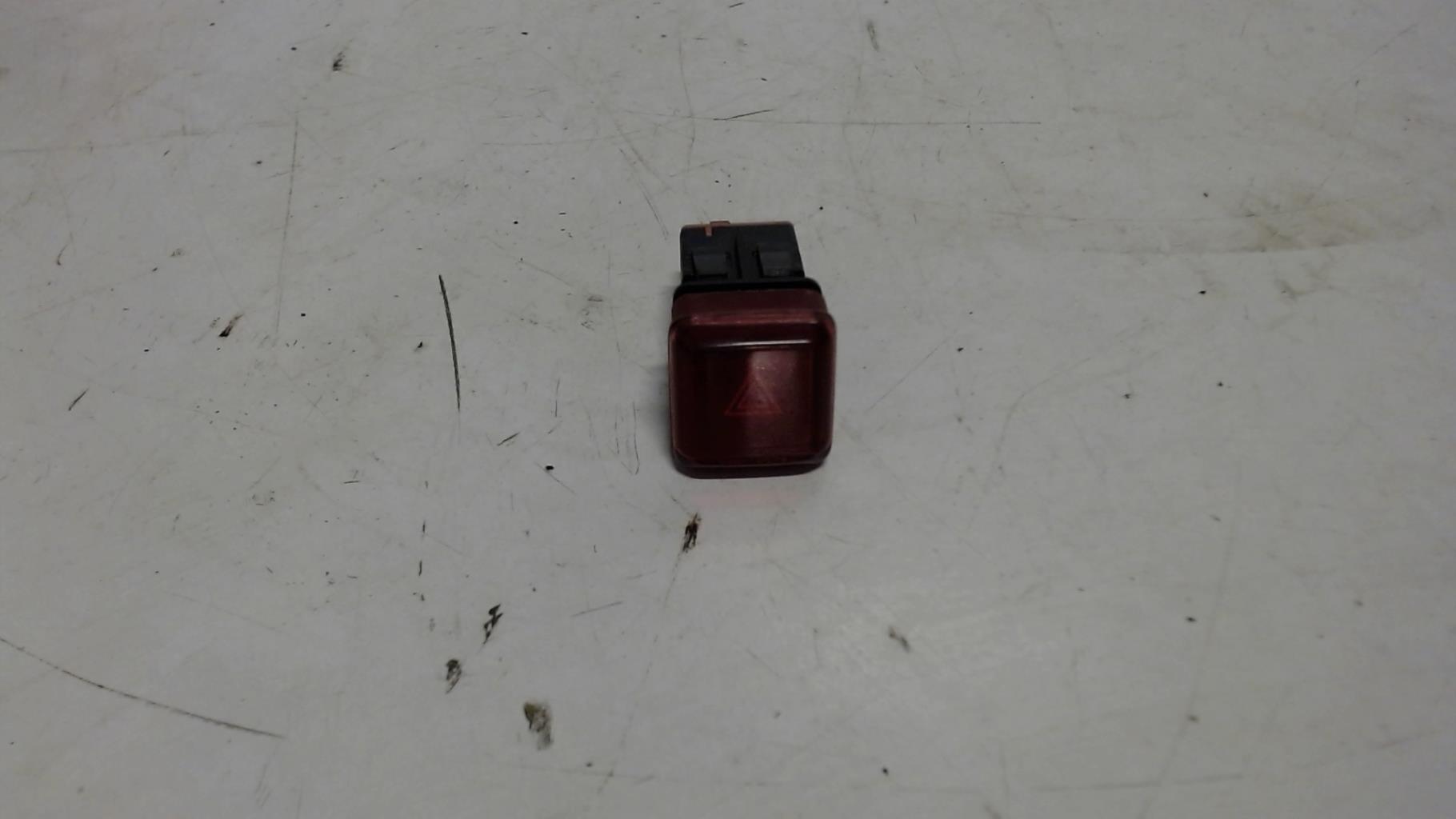 Bouton de warning CITROEN C3 PICASSO PHASE 1 Essence - 1