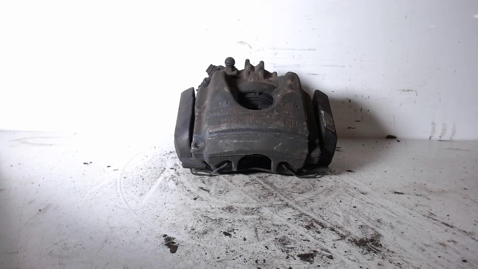 Etrier avant droit (freinage) CITROEN C5 2 Diesel - 1