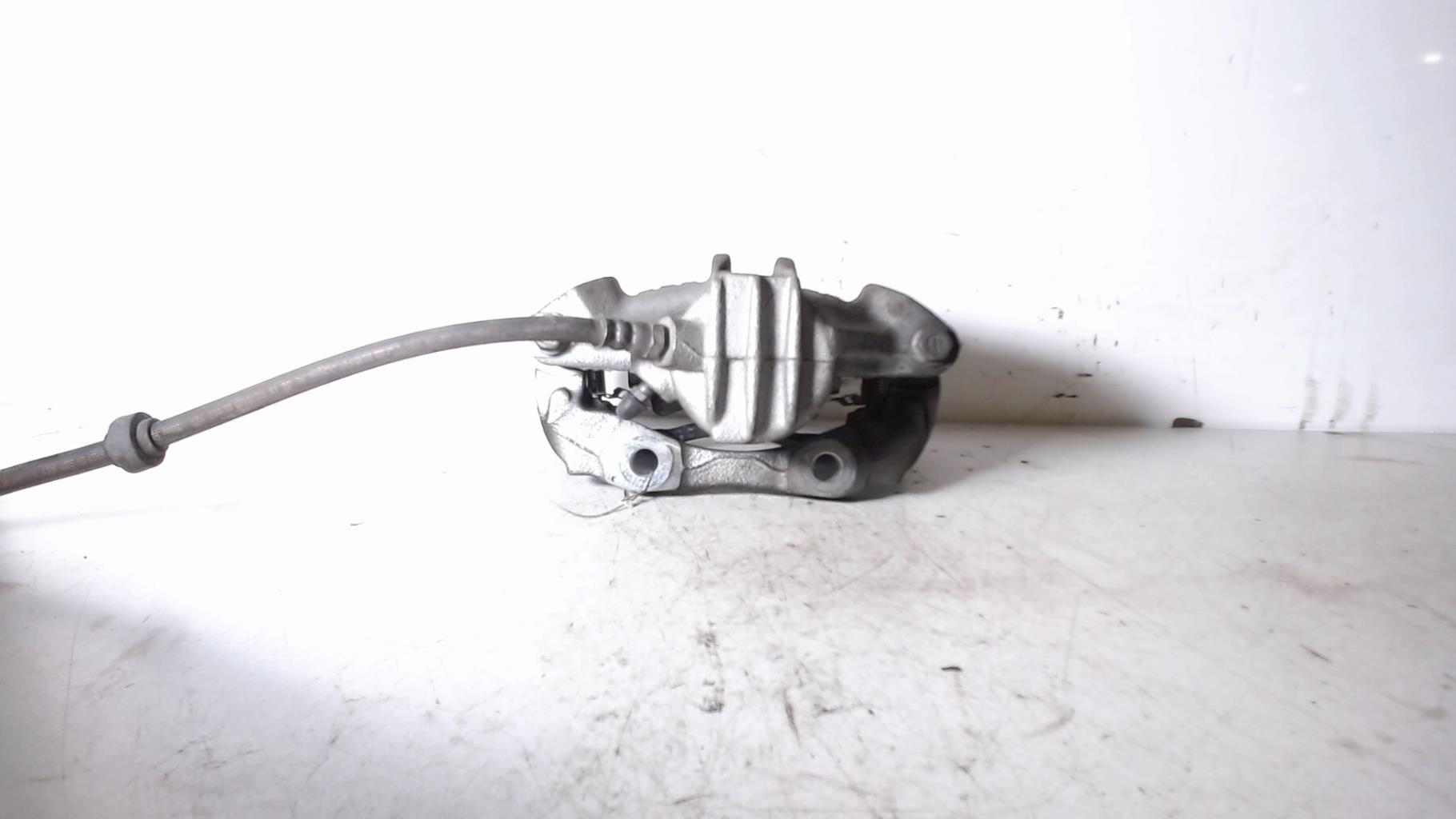 Etrier avant gauche (freinage) CITROEN C3 3 PHASE 1 Essence - 1