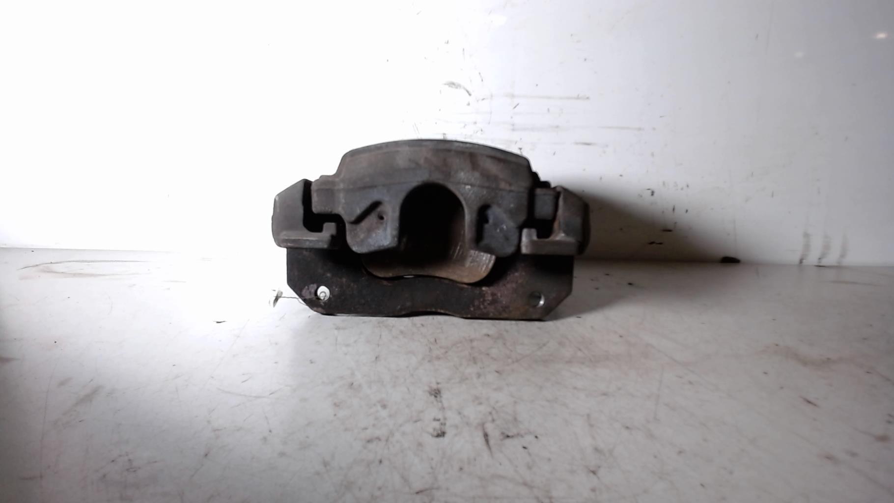 Etrier avant gauche (freinage) CITROEN C5 2 Diesel - 1