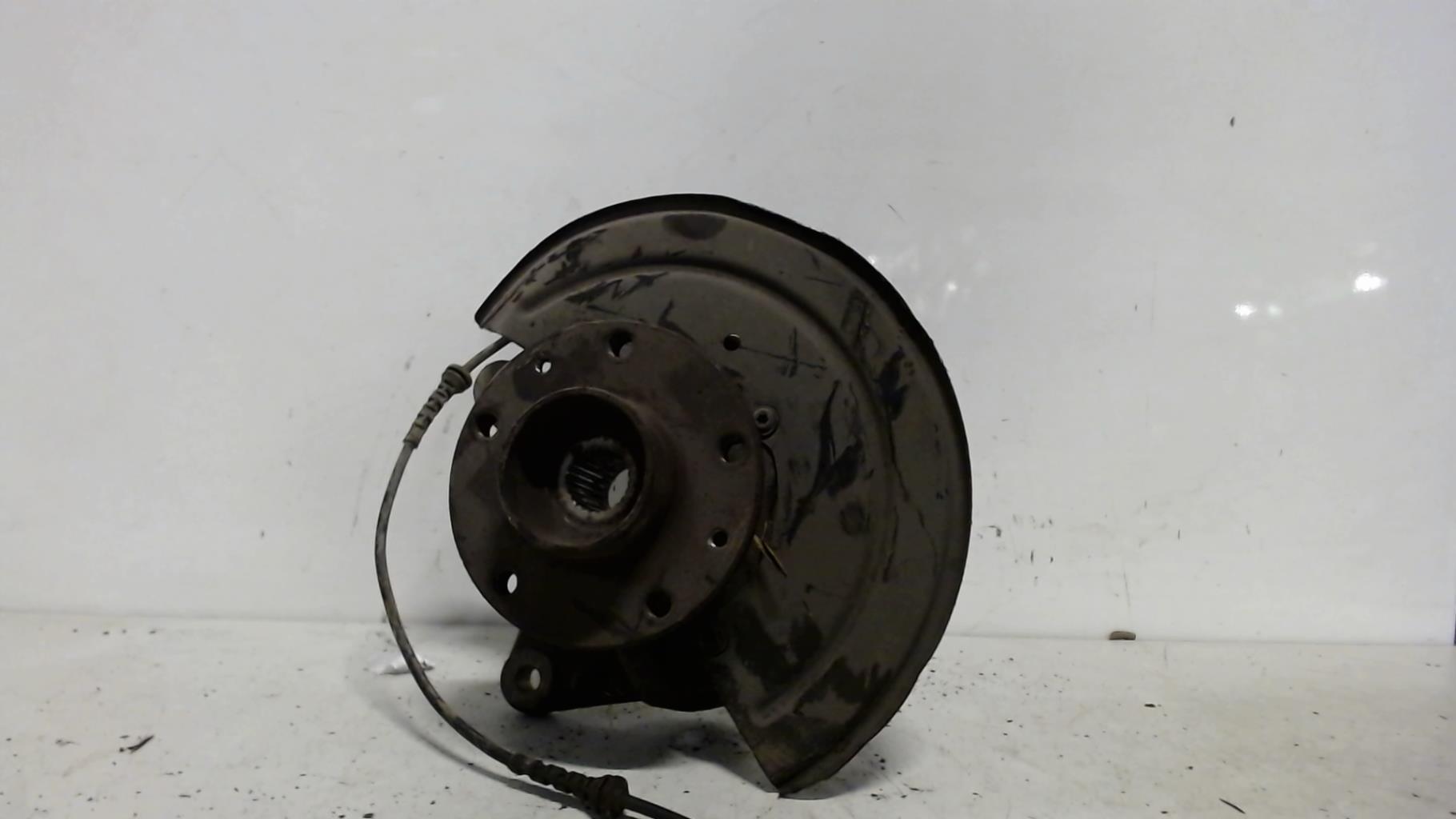 Moyeu avant gauche DACIA DUSTER 1 PHASE 1 Diesel - 1