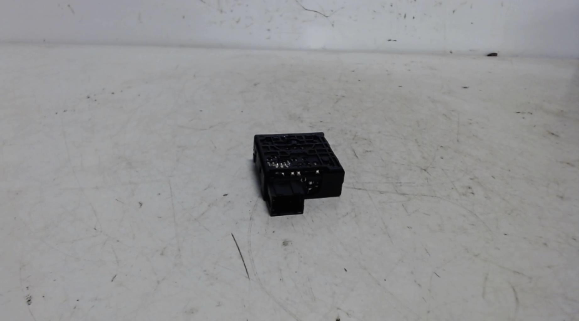 Commande de reglage hauteur de phare RENAULT MASTER 3 PHASE 3  - 1