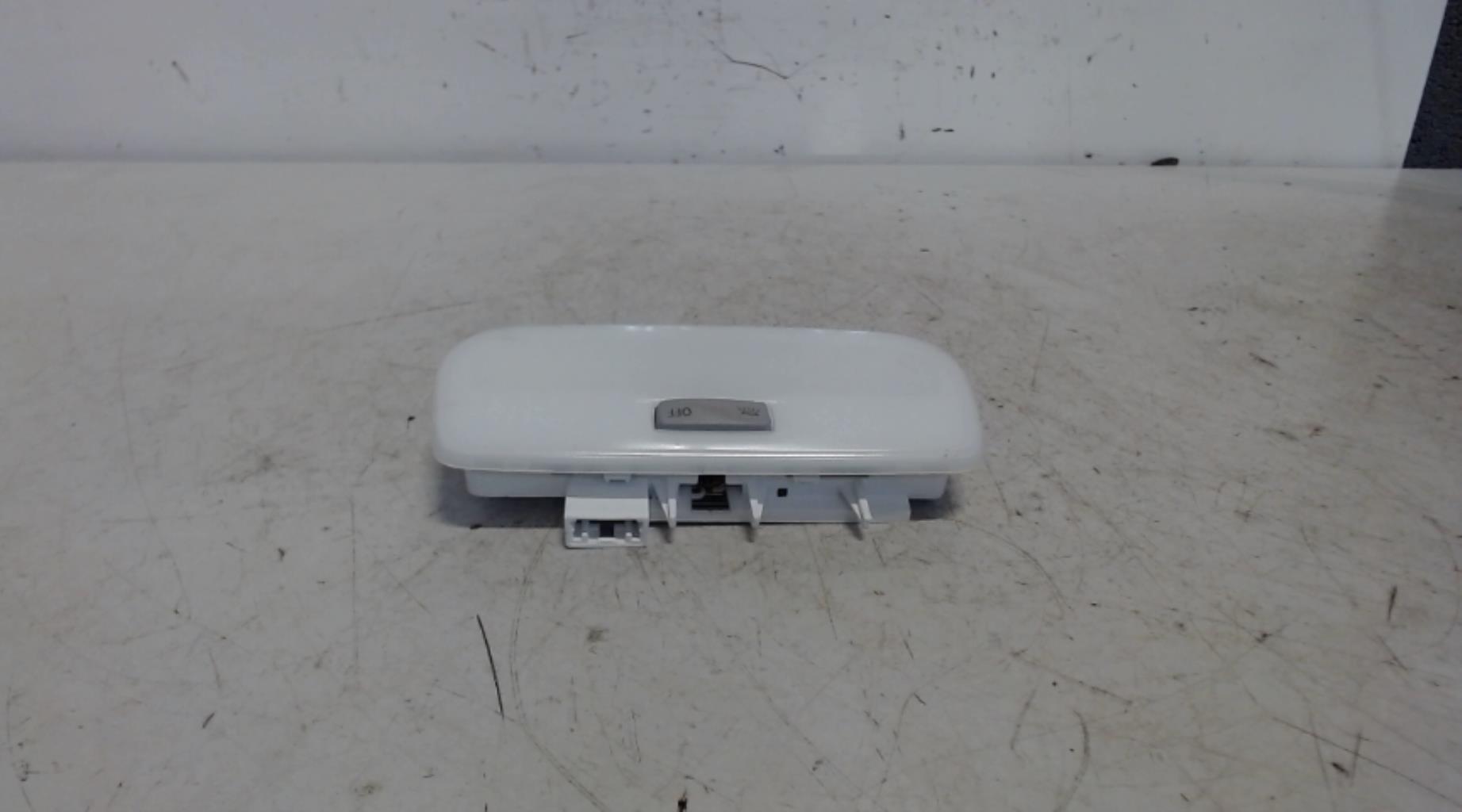 Eclairage de plafonnier RENAULT FLUENCE PHASE 2 Diesel - 1