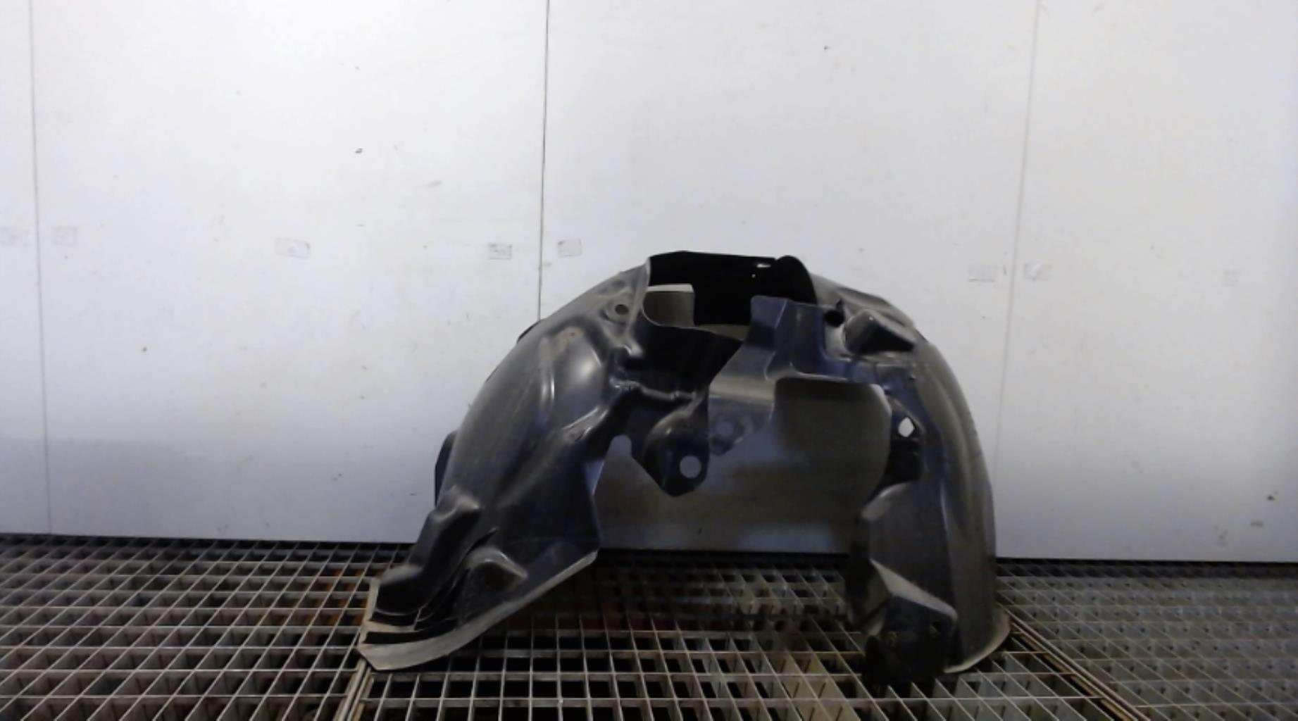 Pare boue avant gauche RENAULT FLUENCE PHASE 2 Diesel - 1