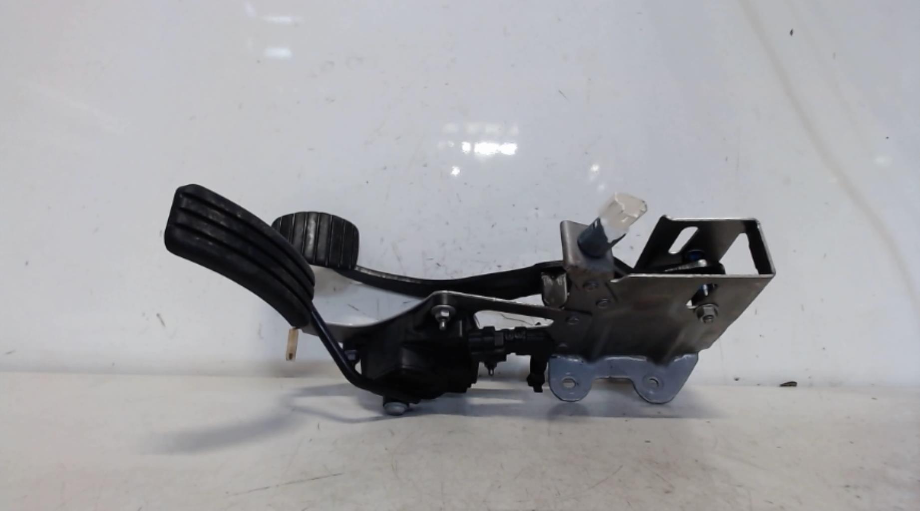 Pedale d'accelerateur RENAULT KANGOO 2 PHASE 2 Essence - 1