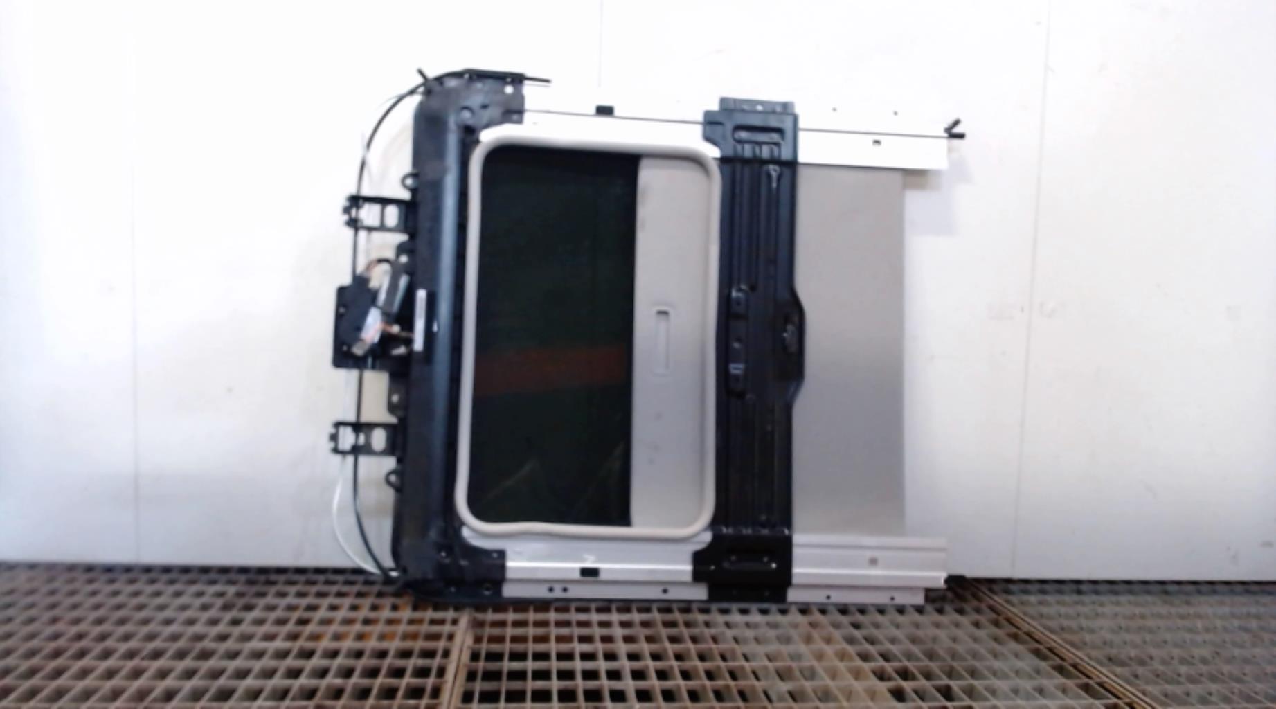 Toit ouvrant RENAULT FLUENCE PHASE 2 Diesel - 1