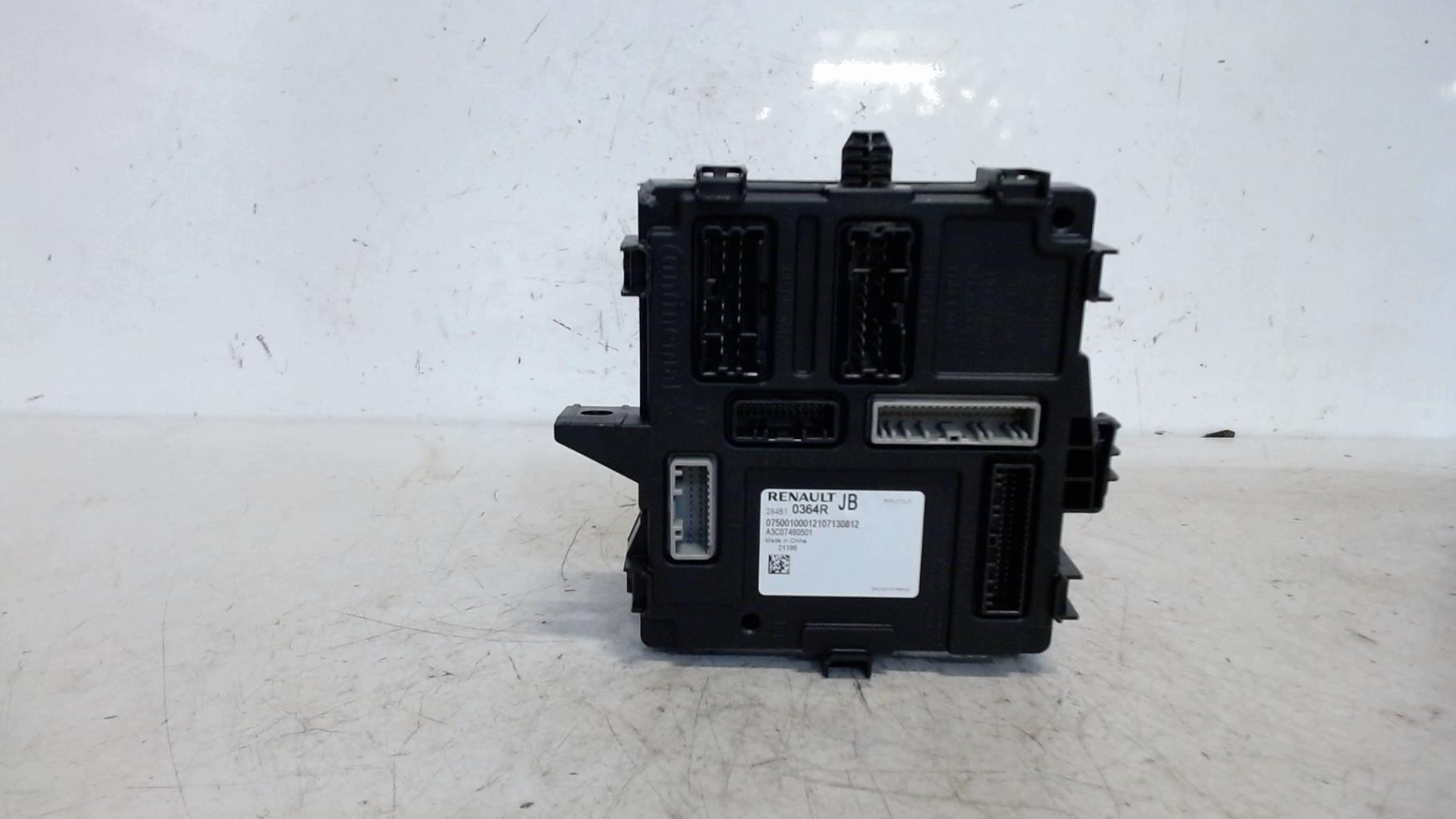 Boitier UCH RENAULT ARKANA Essence/Hybride - 1