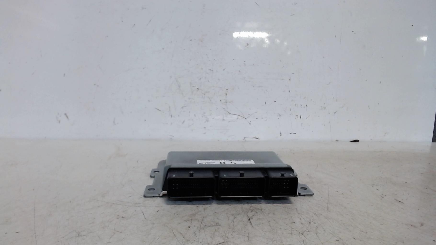 Calculateur RENAULT ARKANA Essence/Hybride - 1
