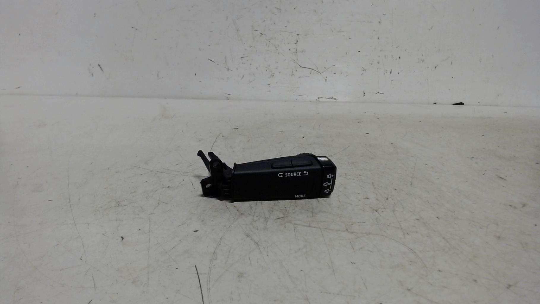 Commande autoradio RENAULT ARKANA Essence/Hybride - 1