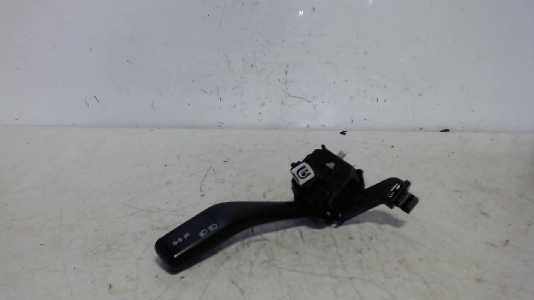 Commodo phare VOLKSWAGEN GOLF 5 Diesel - 1