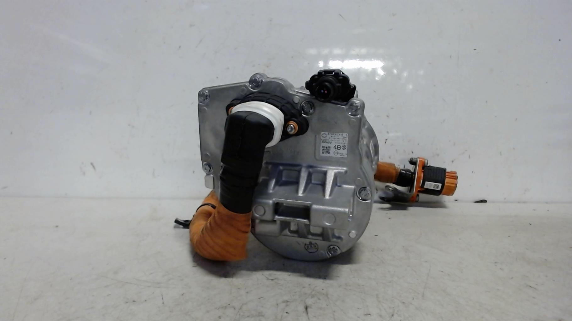 Compresseur clim RENAULT ARKANA Essence/Hybride - 1