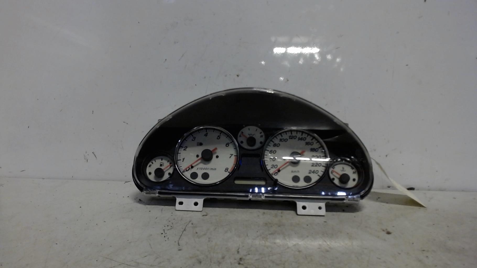 Compteur MAZDA MX5 2 PHASE 1 CABRIOLET Essence - 1