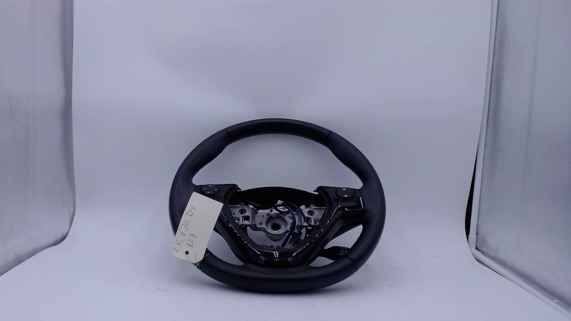 Volant PEUGEOT 108 Essence - 1