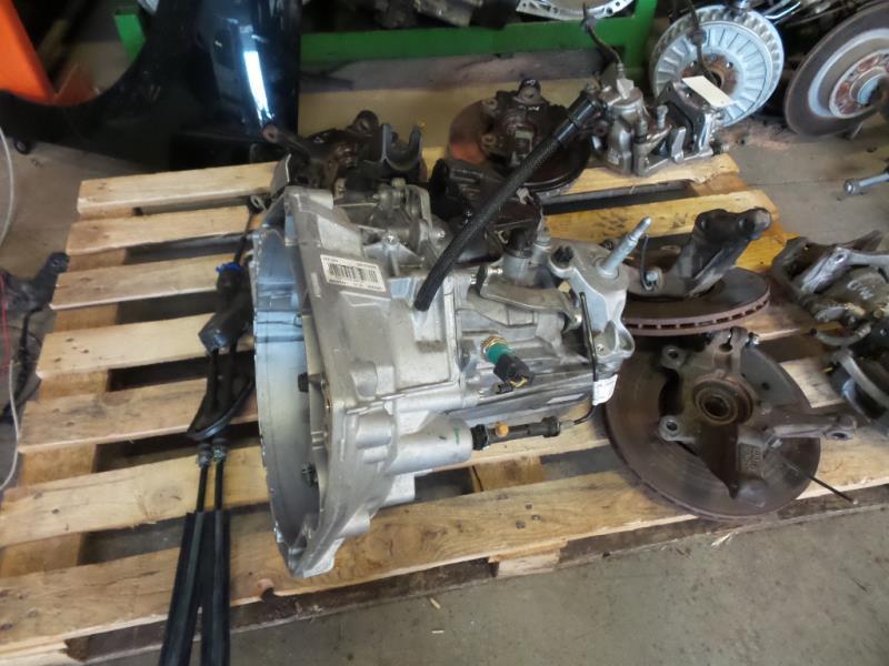 Boite de vitesses RENAULT CLIO 5 PHASE 1 Essence - 1