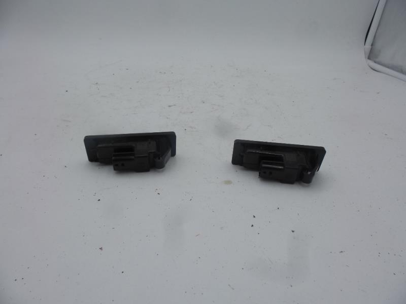 Eclairage de plaque RENAULT CLIO 5 PHASE 1 Essence - 1