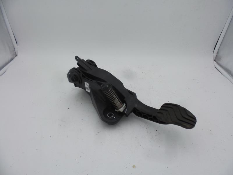 Pedale d'embrayage RENAULT CLIO 5 PHASE 1 Essence - 1