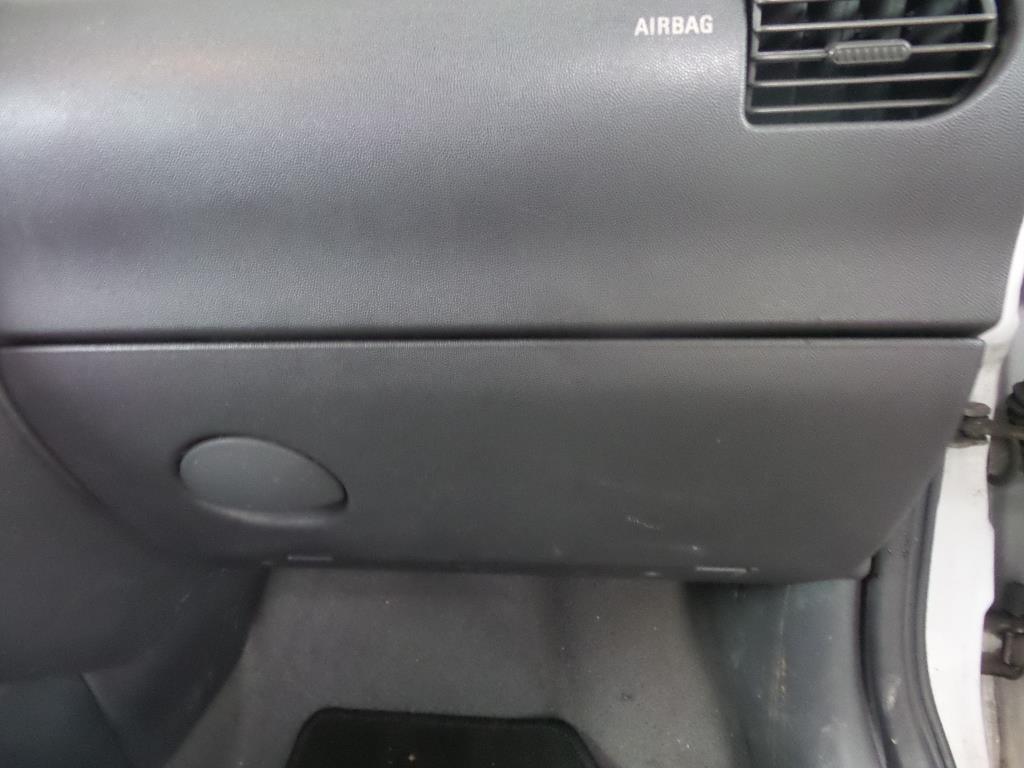 Boite a gants OPEL CORSA C PHASE 2 Diesel - 1