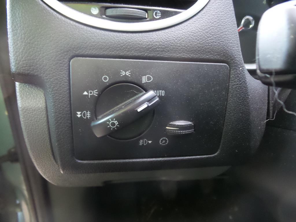 Commande de phare FORD FOCUS 2 PHASE 2 Diesel - 1