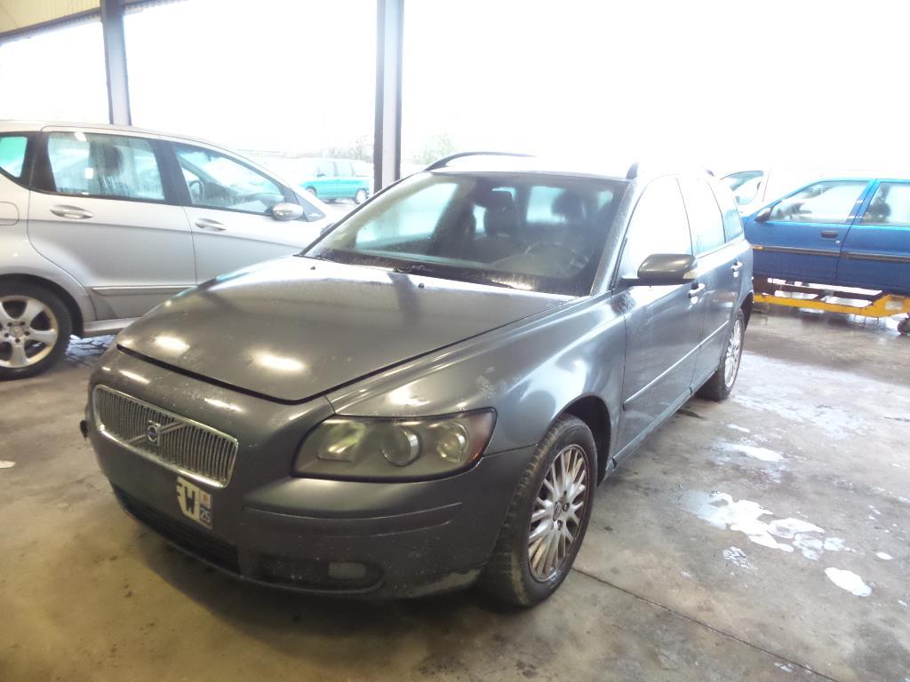 Aile avant gauche VOLVO V 50 PHASE 1 BREAK Diesel - 1