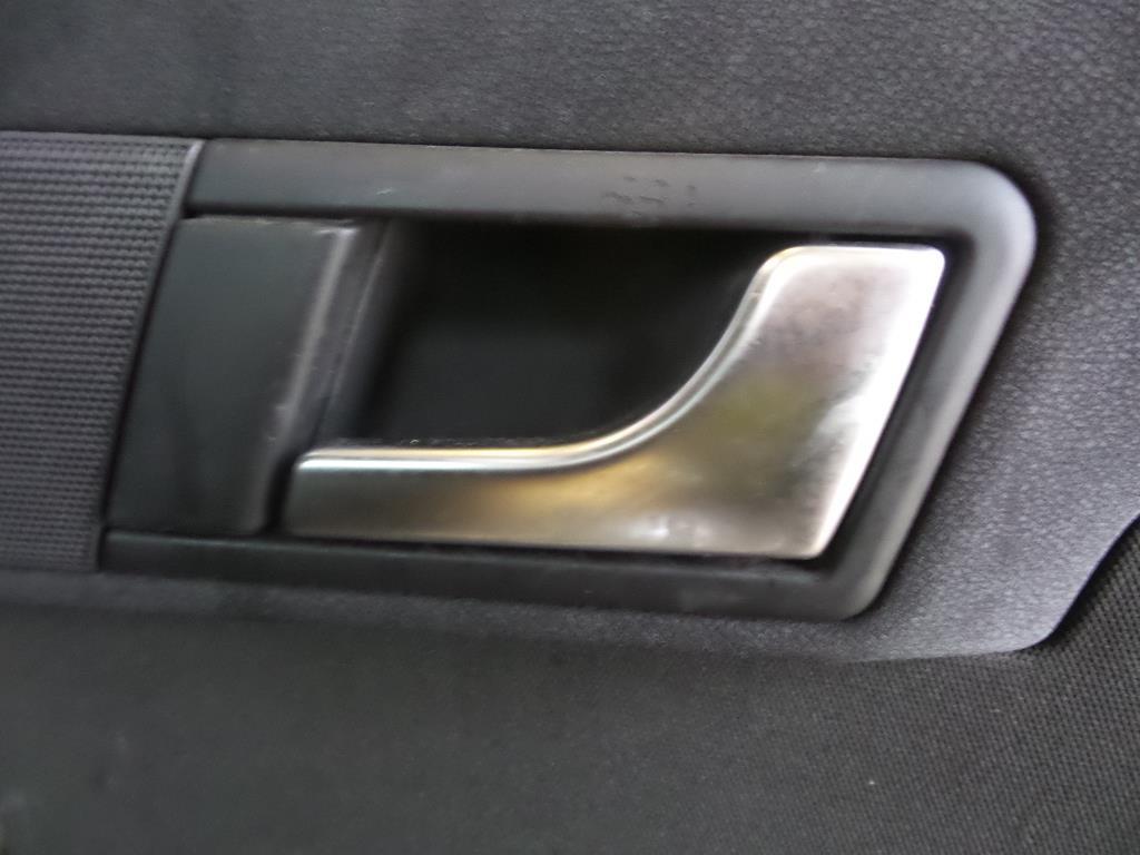 Poignee interieur arriere droit AUDI A2 Diesel - 1