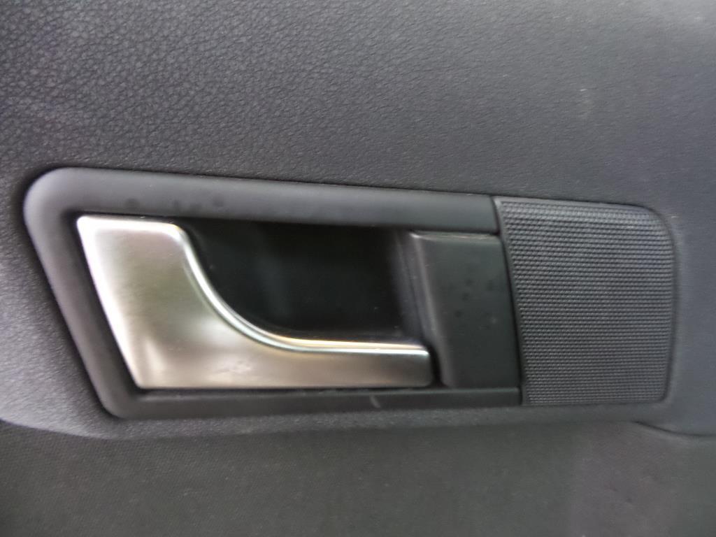 Poignee interieur arriere gauche AUDI A2 Diesel - 1